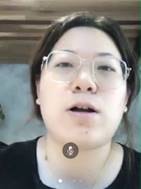 女人的脸
描述已自动生成